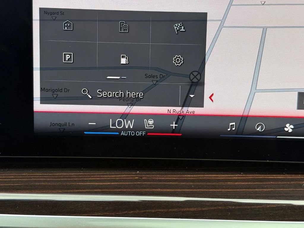 New 2026 BMW X7 M60i image 16