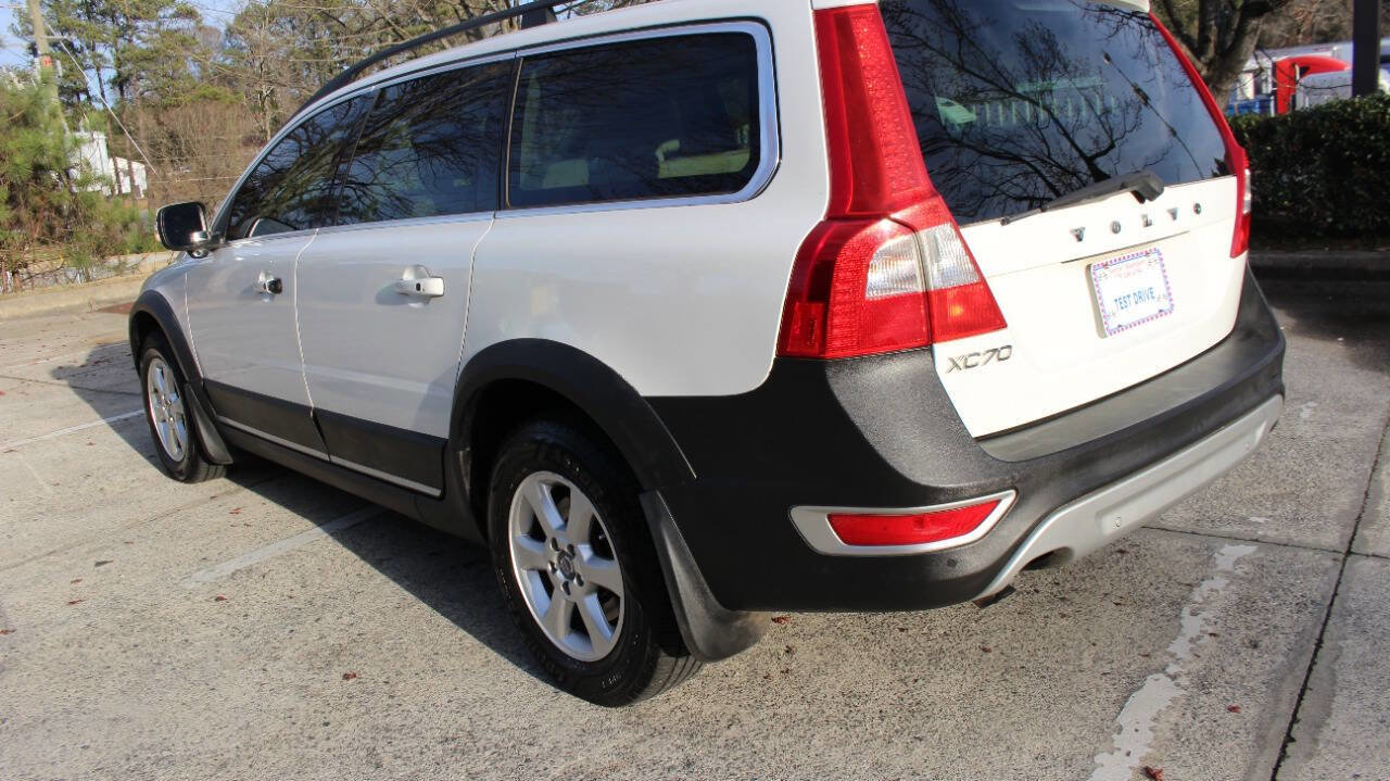Used 2013 Volvo XC70 3.2 image 11