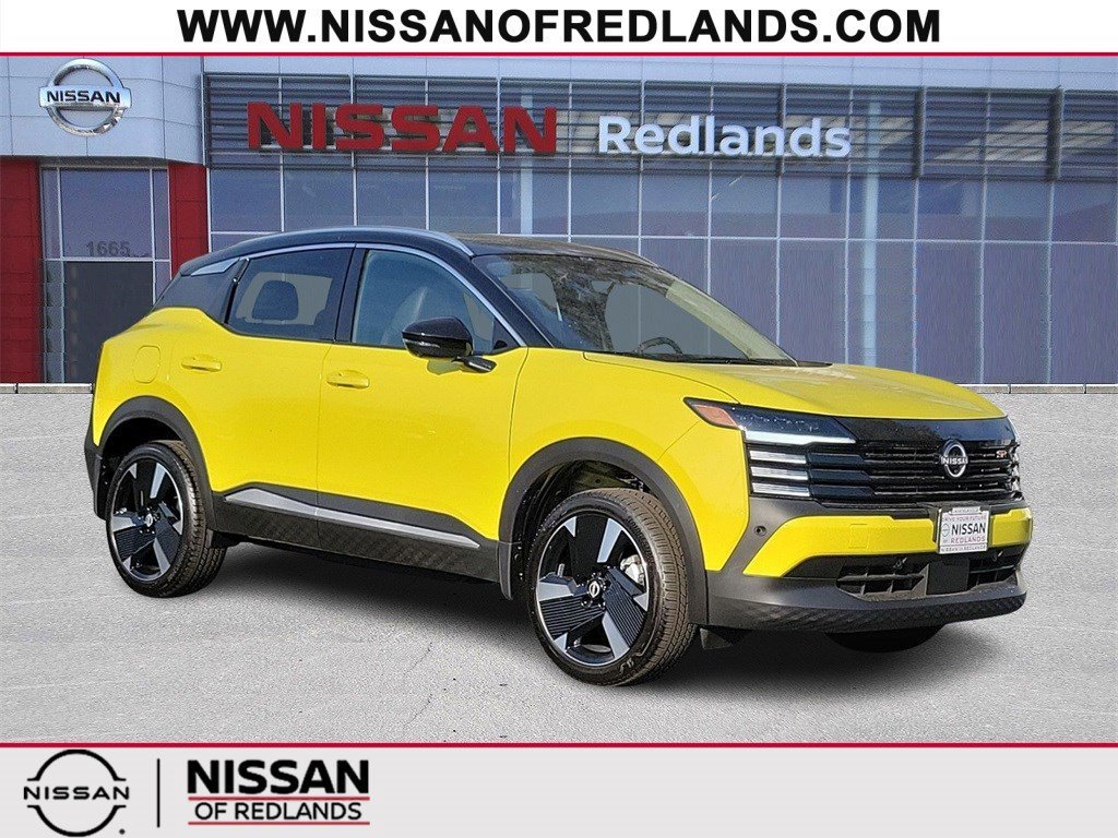 New 2025 Nissan Kicks SR