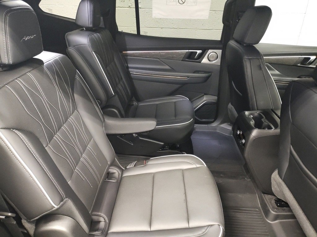 New 2026 Buick Enclave Avenir w/ Super Cruise Package image 12