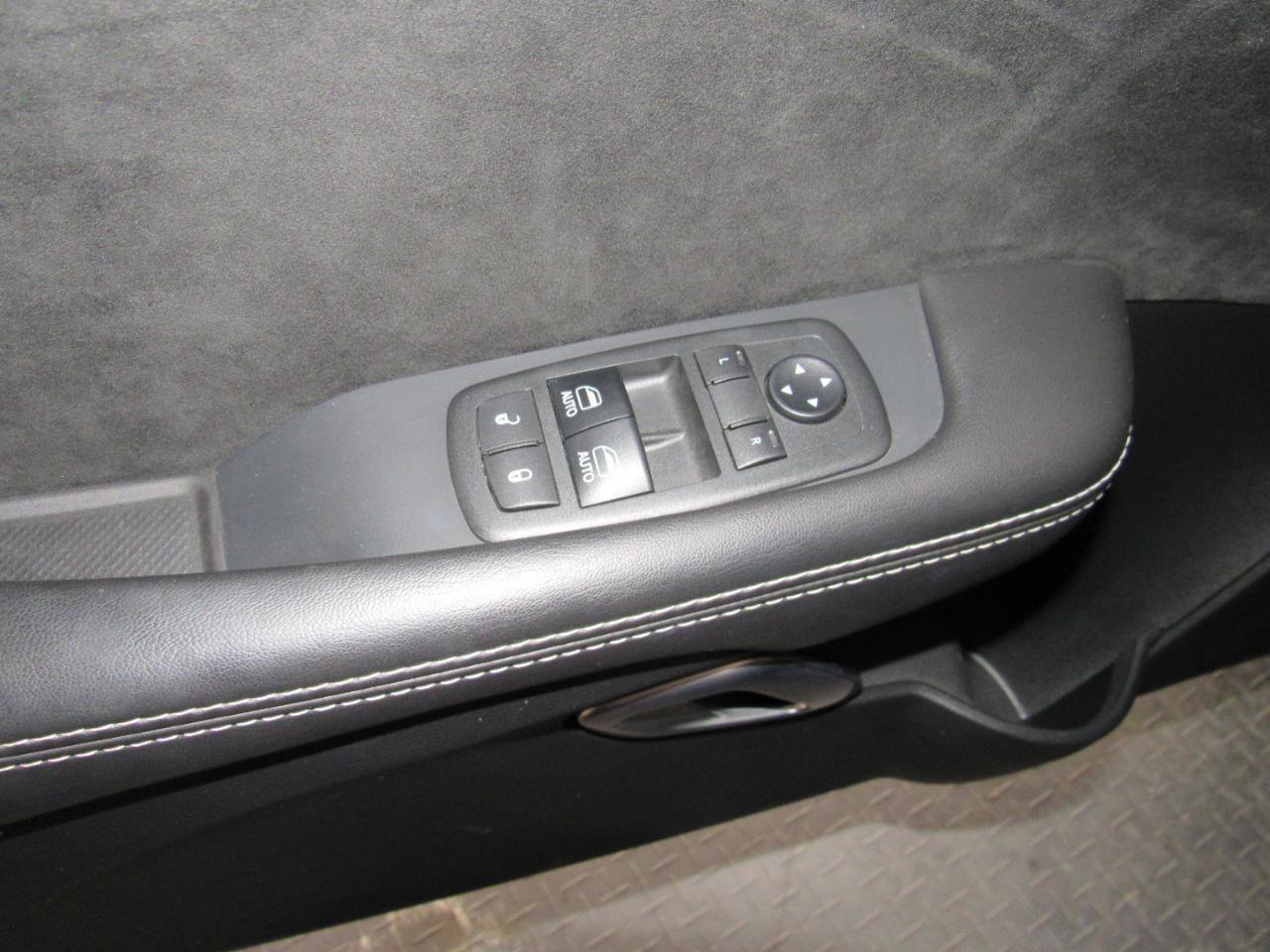 Used 2018 Dodge Challenger SRT Demon image 17