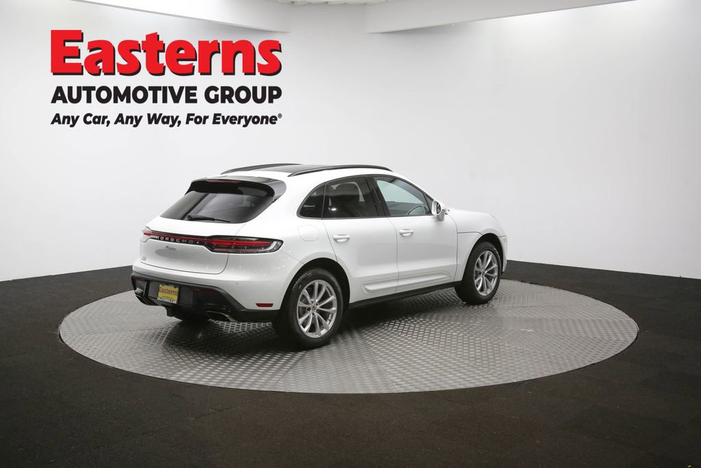 Used 2023 Porsche Macan T w/ Premium Package Plus image 43