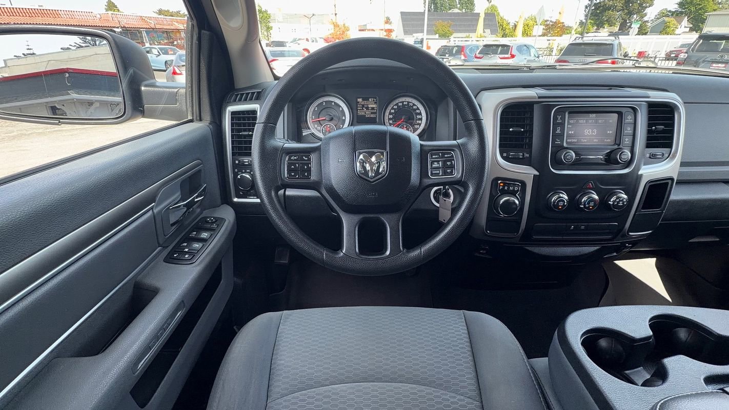 Used 2014 RAM 1500 Classic SLT RWD image 31