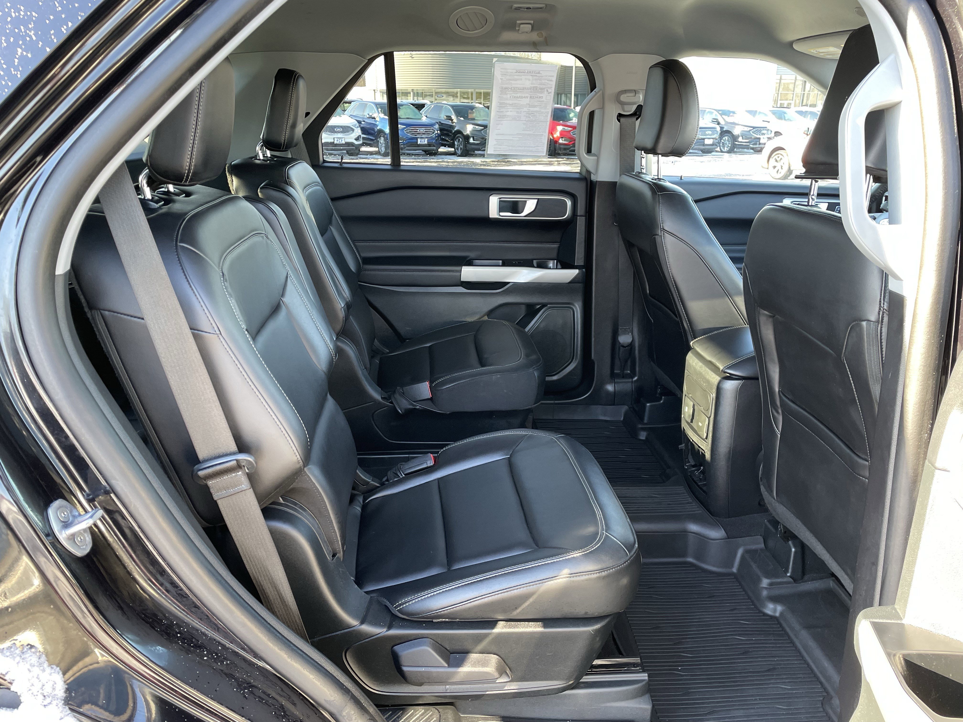 Used 2023 Ford Explorer XLT w/ Equipment Group 202A image 40