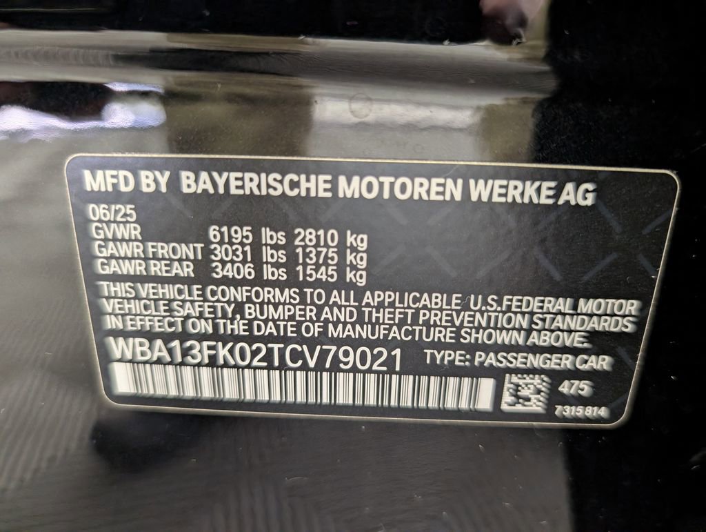 Certified 2026 BMW 550e xDrive image 24