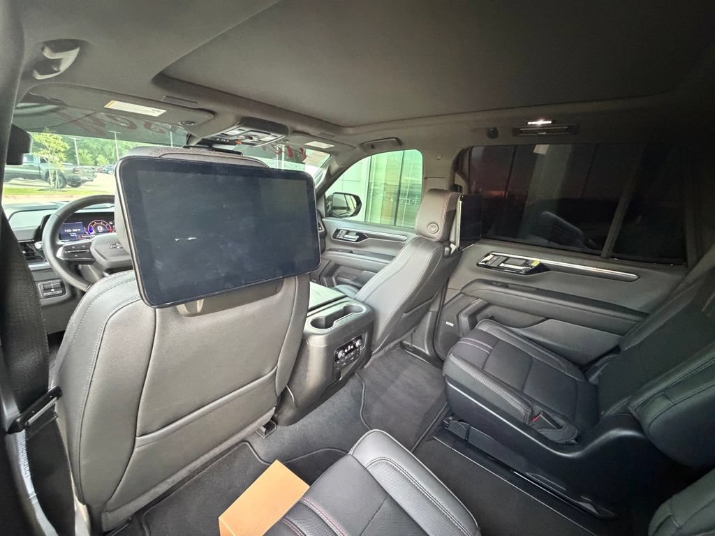 Used 2025 Chevrolet Tahoe RST w/ RST Capability Package AWD/4WD image 22