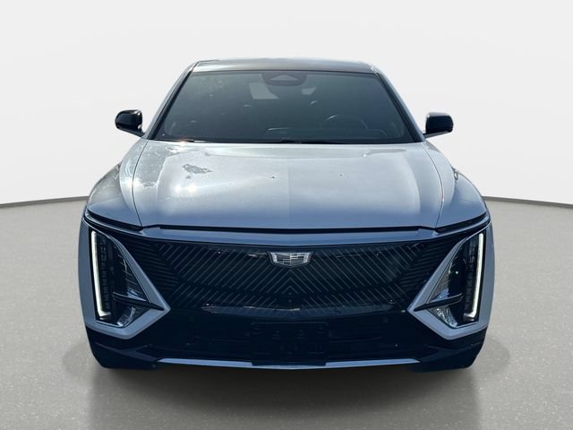 Certified 2024 Cadillac Lyriq Luxury AWD/4WD image 7