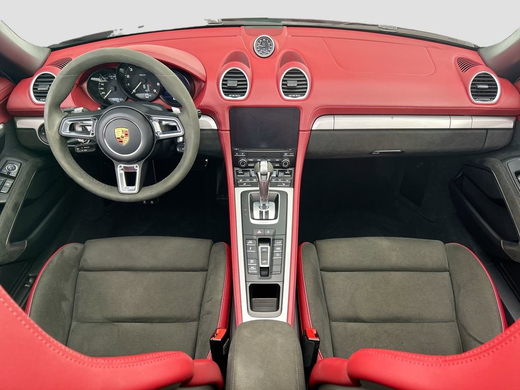 Used 2021 Porsche 718 Boxster Spyder RWD image 13