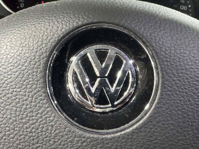 Used 2019 Volkswagen Tiguan SE w/ Panoramic Sunroof Package AWD/4WD image 32