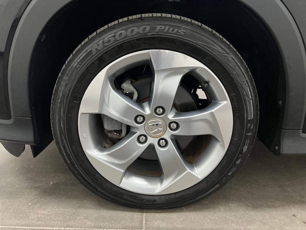 Used 2018 Honda HR-V LX image 29