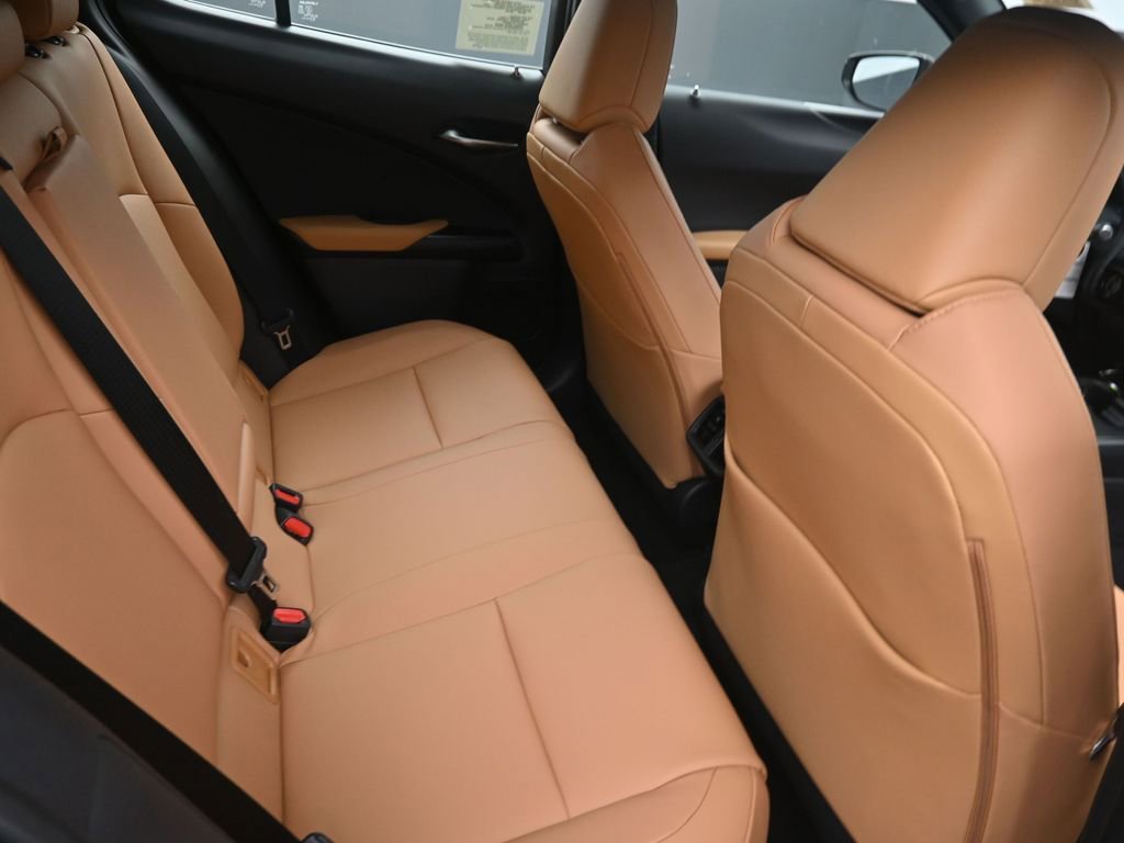 New 2026 Lexus UX 300h FWD image 11