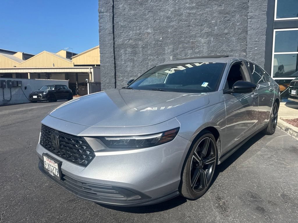 Used 2024 Honda Accord Sport image 4