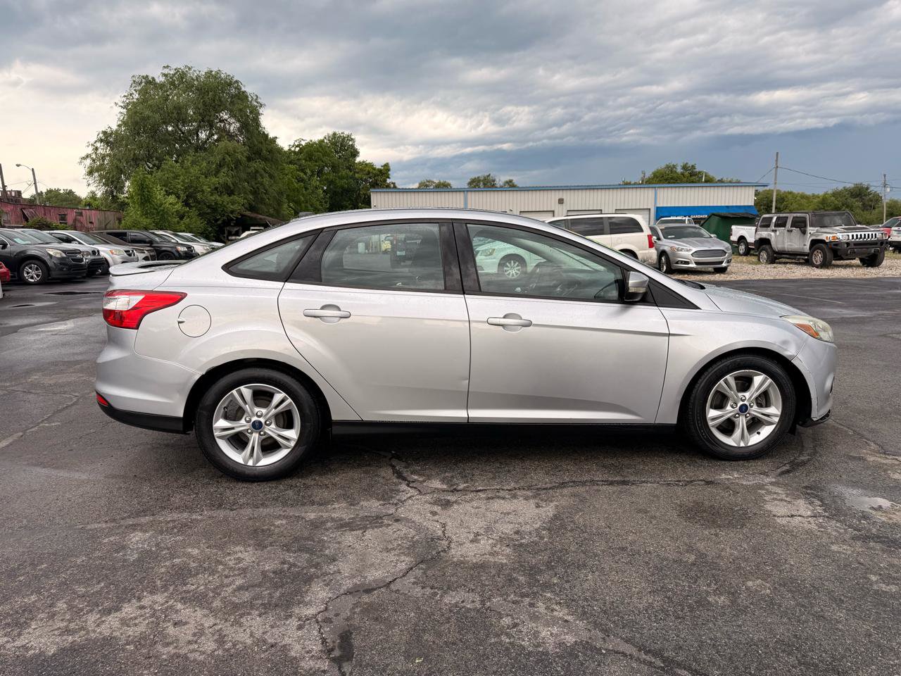 Used 2014 Ford Focus SE FWD image 4