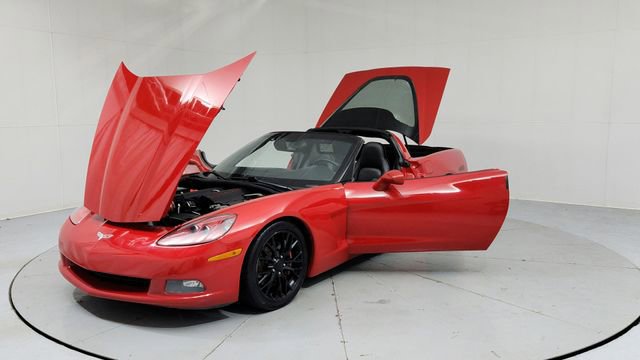 Used 2007 Chevrolet Corvette Coupe w/ Preferred Equipment Group image 9