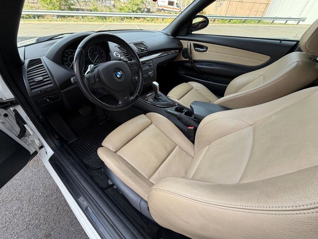 Used 2009 BMW 135i Convertible RWD image 23