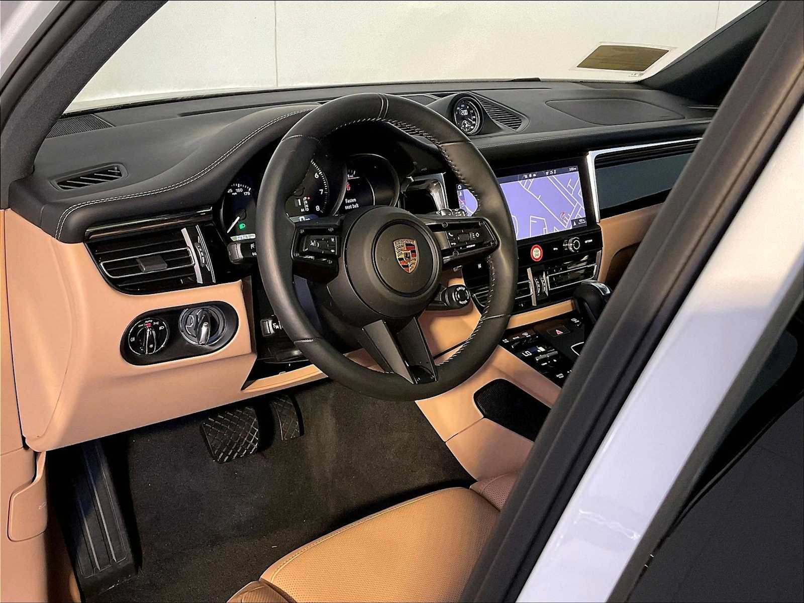 New 2026 Porsche Macan Turbo AWD/4WD image 4