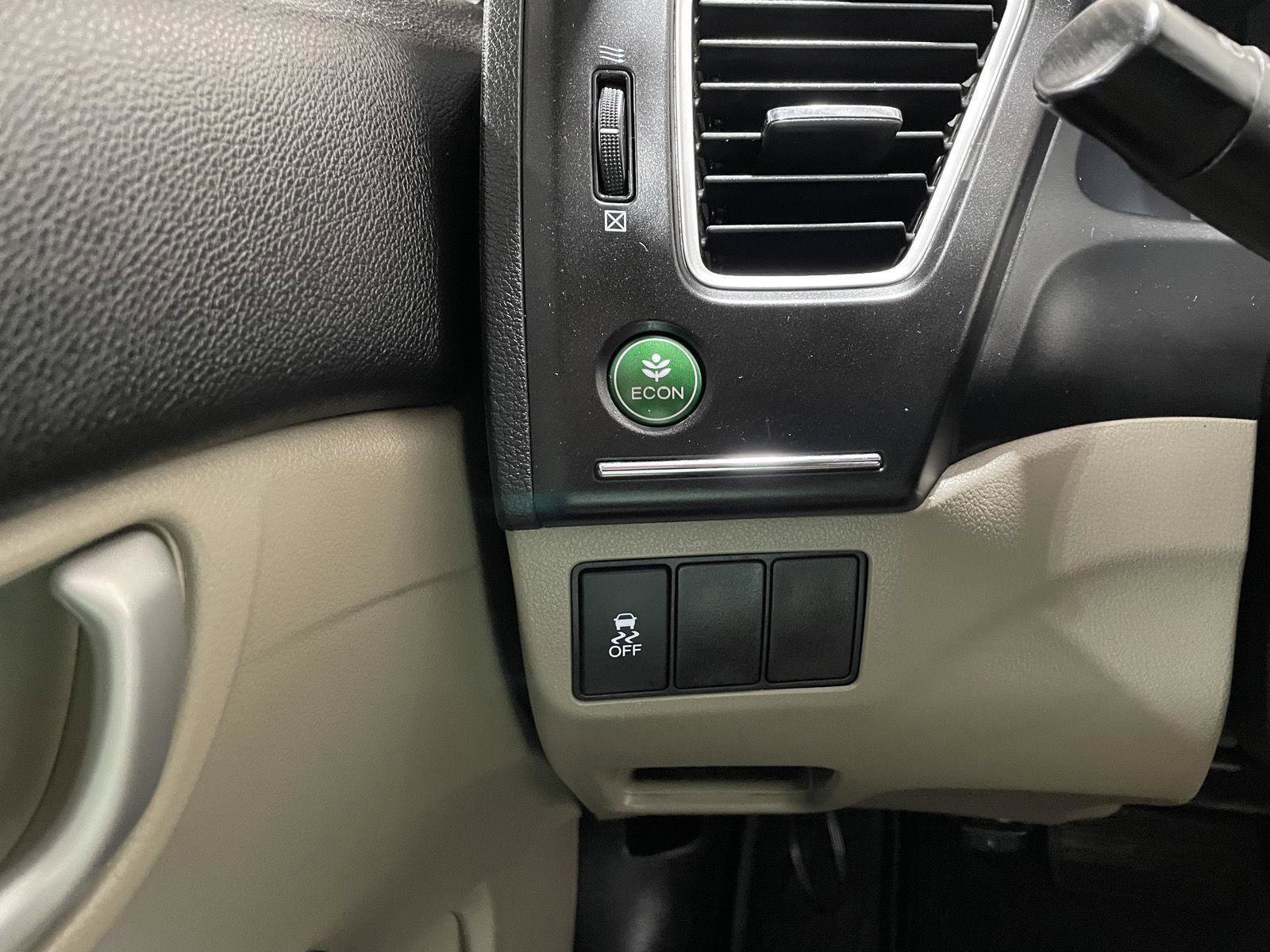 Used 2015 Honda Civic LX image 16