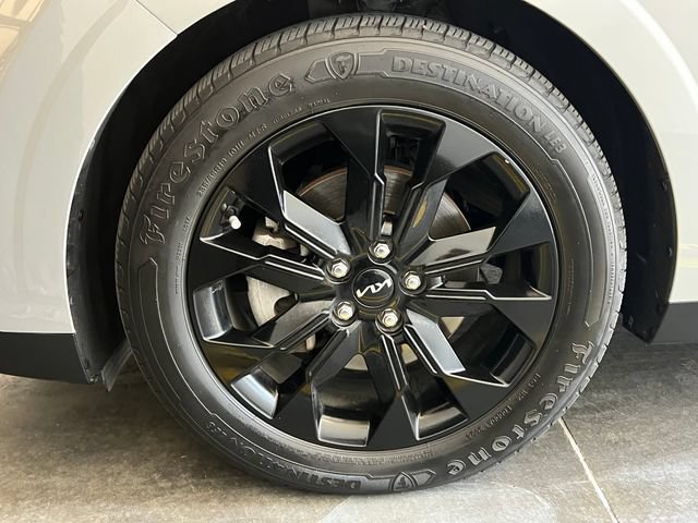 Used 2022 Kia Carnival SX Prestige FWD image 9