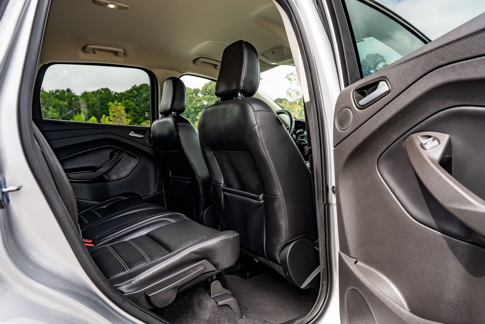 Used 2019 Ford Escape Titanium AWD/4WD image 13