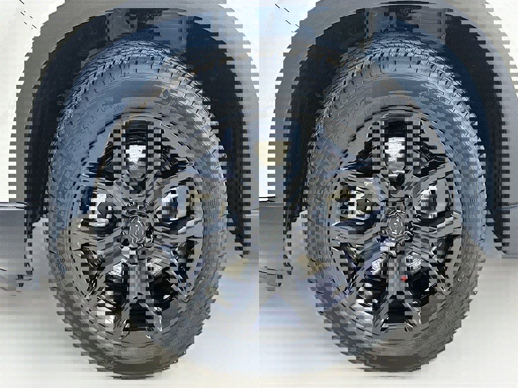 New 2025 Honda Pilot Touring image 3