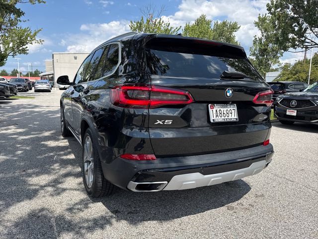 Used 2019 BMW X5 xDrive40i w/ Premium Package 2 AWD/4WD image 4