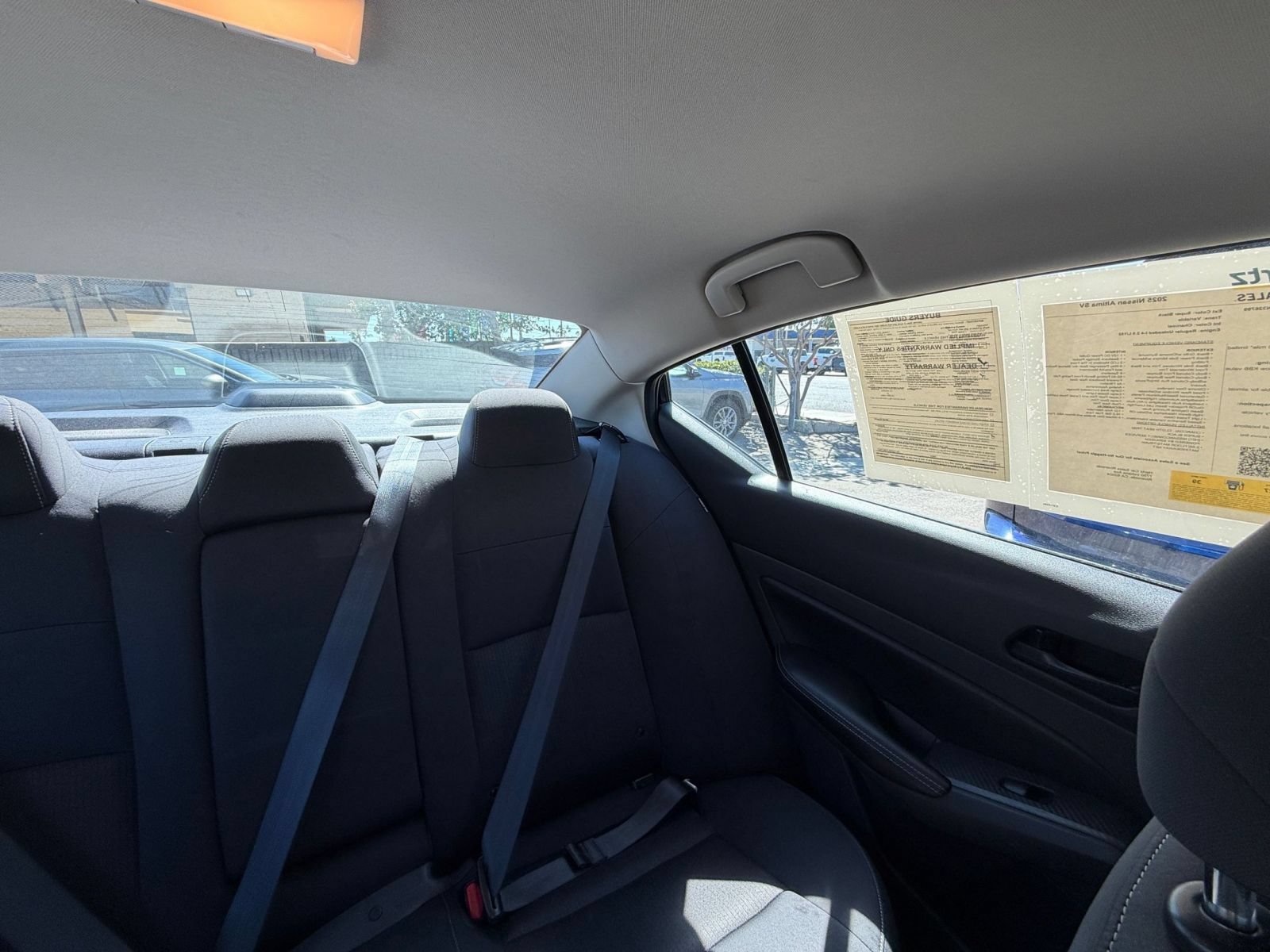 Used 2025 Nissan Altima 2.5 SV FWD image 37
