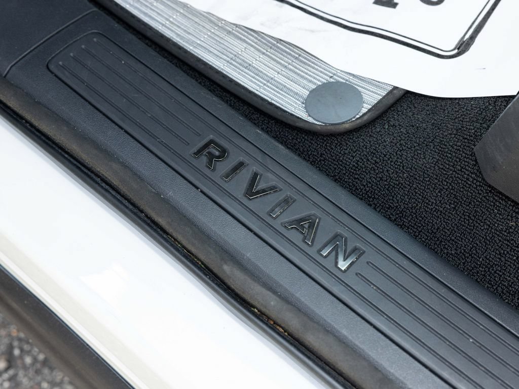 Used 2023 Rivian R1S Launch Edition AWD/4WD image 25