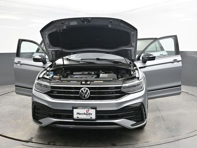 Used 2023 Volkswagen Tiguan SE R-Line AWD/4WD image 51