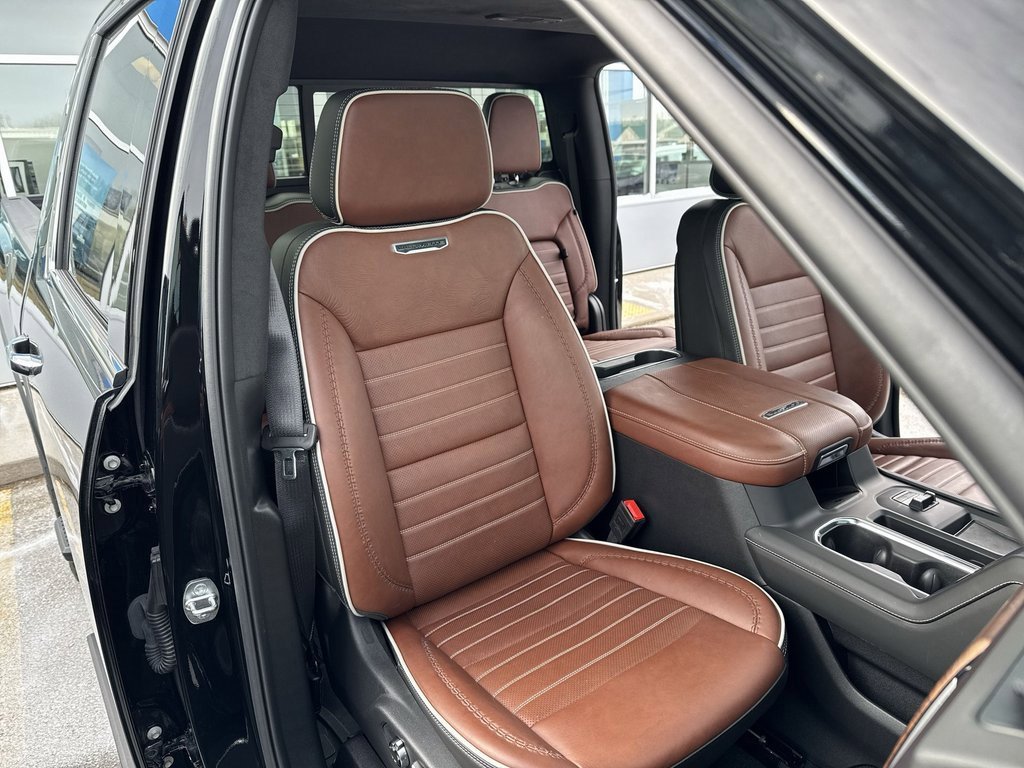 Certified 2024 GMC Sierra 2500 Denali Ultimate image 25