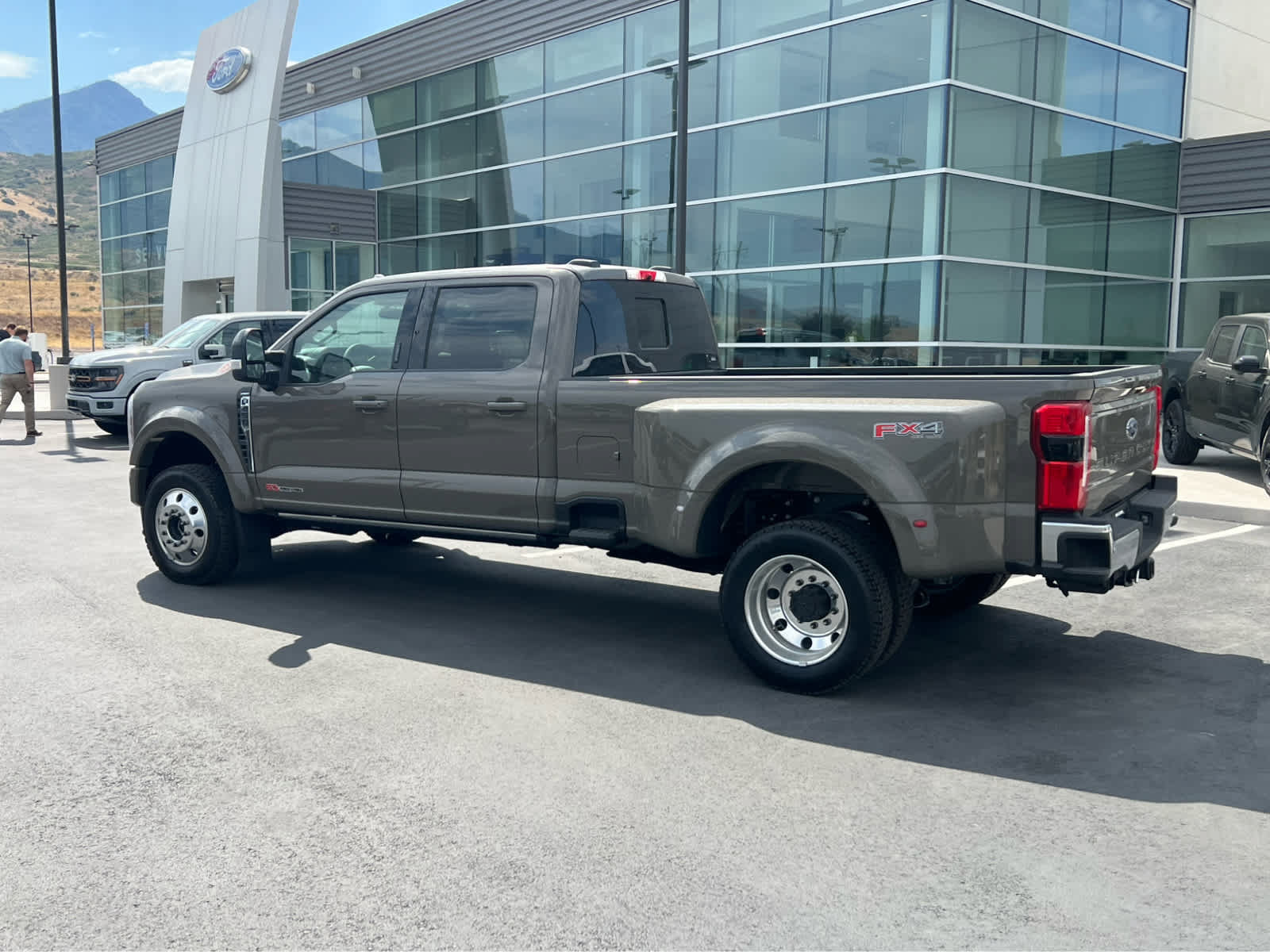 New 2026 Ford F450 Lariat w/ Lariat Ultimate Package AWD/4WD image 11