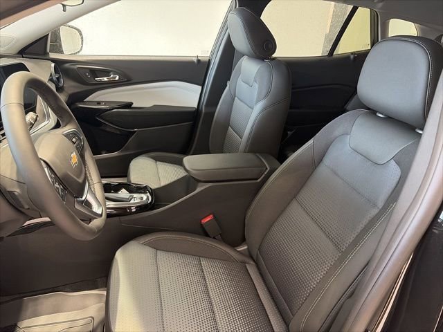 New 2026 Chevrolet Trax LT w/ Driver Confidence Package FWD image 10