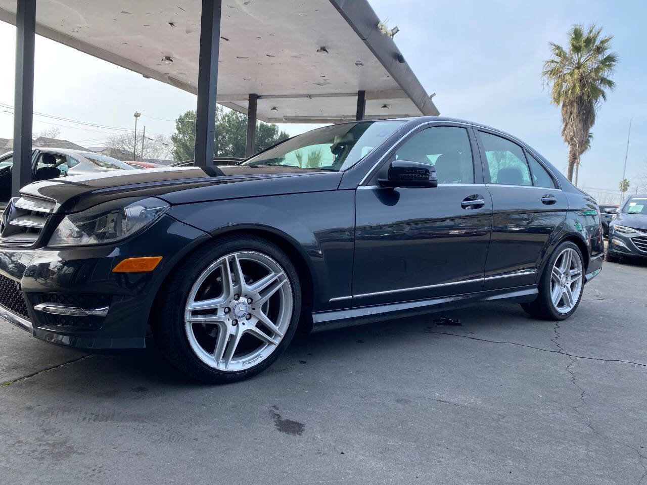 Used 2013 Mercedes-Benz C 250 C 250 Luxury 4dr Sedan image 8