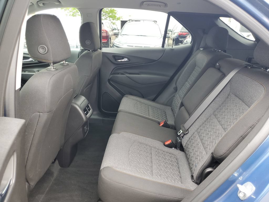 Used 2024 Chevrolet Equinox LT w/ LPO, Floor Liner Package FWD image 12