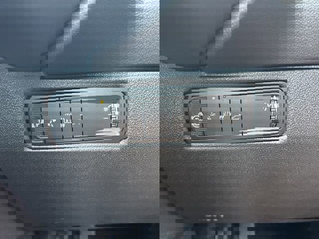 New 2025 Chevrolet Equinox EV LT image 24