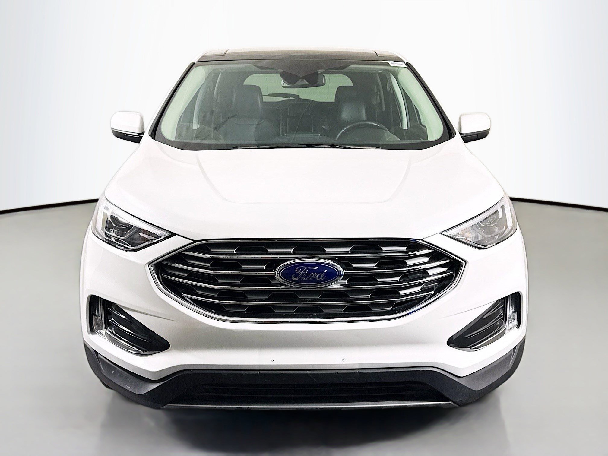 Used 2022 Ford Edge SEL w/ Convenience Package image 2