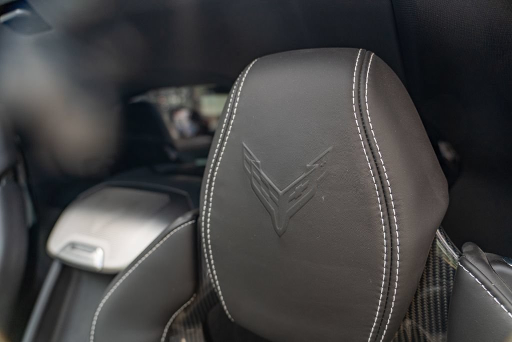 Used 2024 Chevrolet Corvette Stingray Preferred Cpe w/ Z51 Performance Package RWD image 17