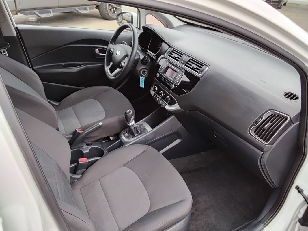 Used 2016 Kia Rio LX image 15