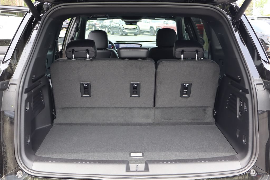 New 2026 Buick Enclave Sport Touring w/ Power Package AWD/4WD image 9