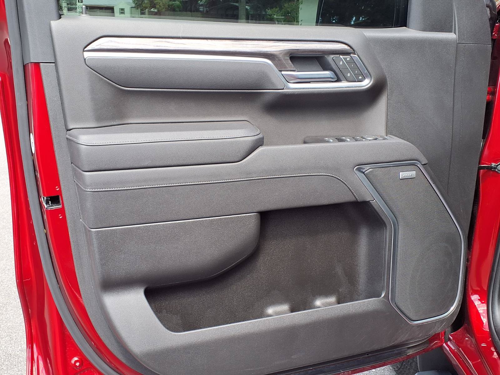 Certified 2025 Chevrolet Silverado 1500 LTZ AWD/4WD image 16