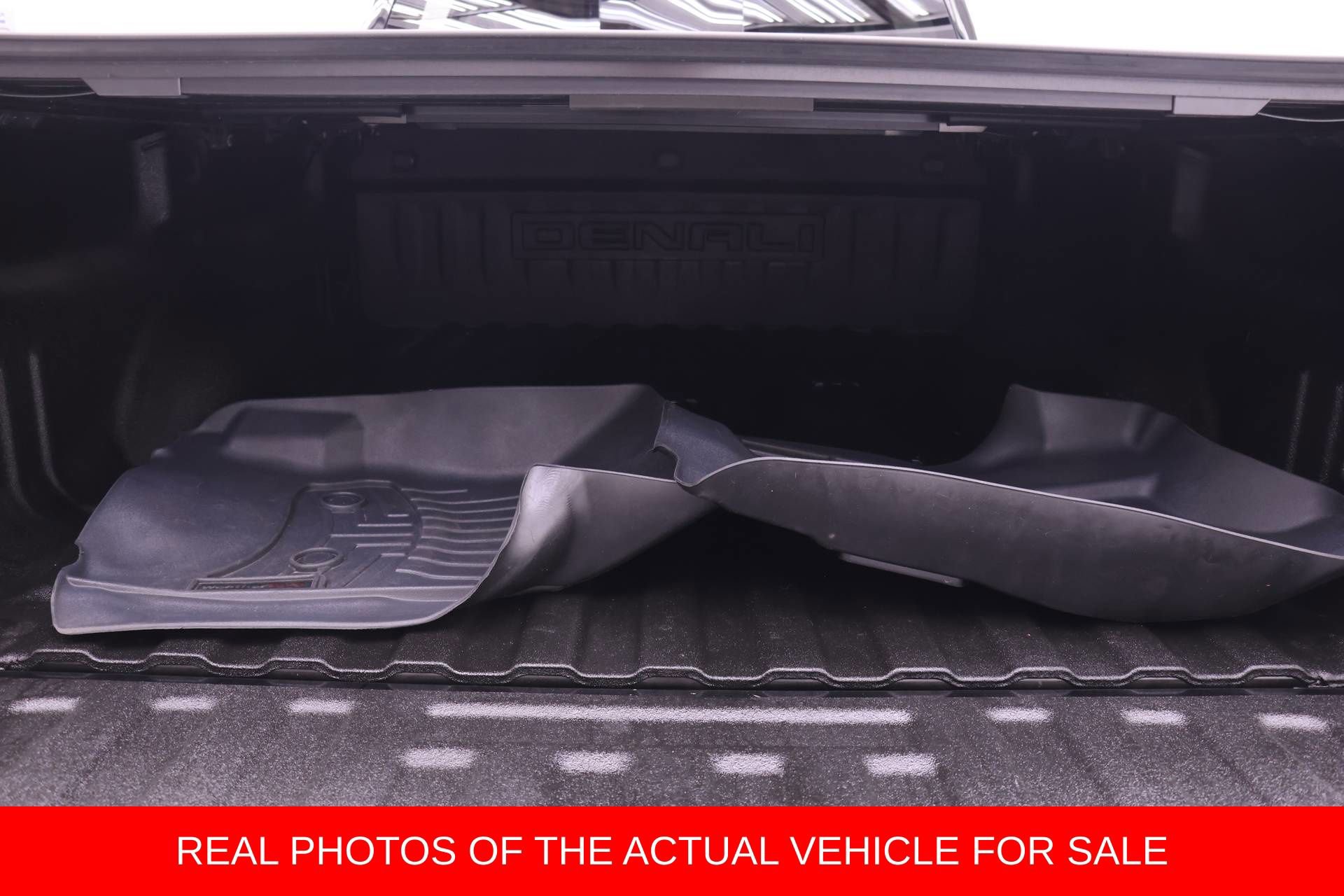 Used 2019 GMC Sierra 2500 Denali w/ Duramax Plus Package image 13