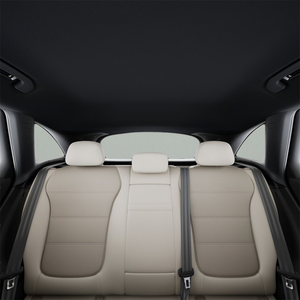 Used 2025 Mercedes-Benz GLC 300 4MATIC image 40