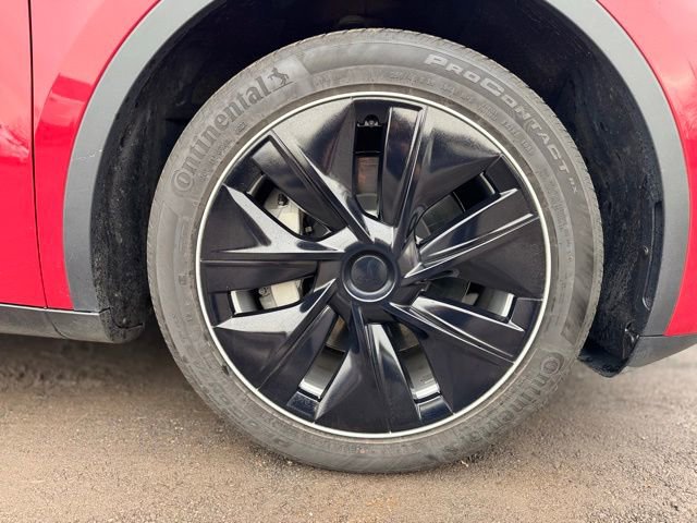 Used 2023 Tesla Model Y Long Range image 9