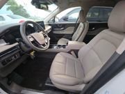 Used 2023 Lincoln Corsair AWD w/ Equipment Group 101A image 11
