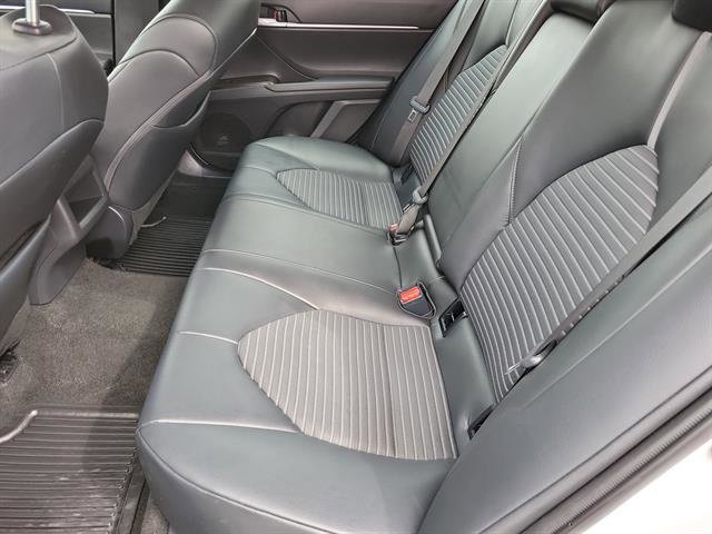 Used 2023 Toyota Camry SE image 8