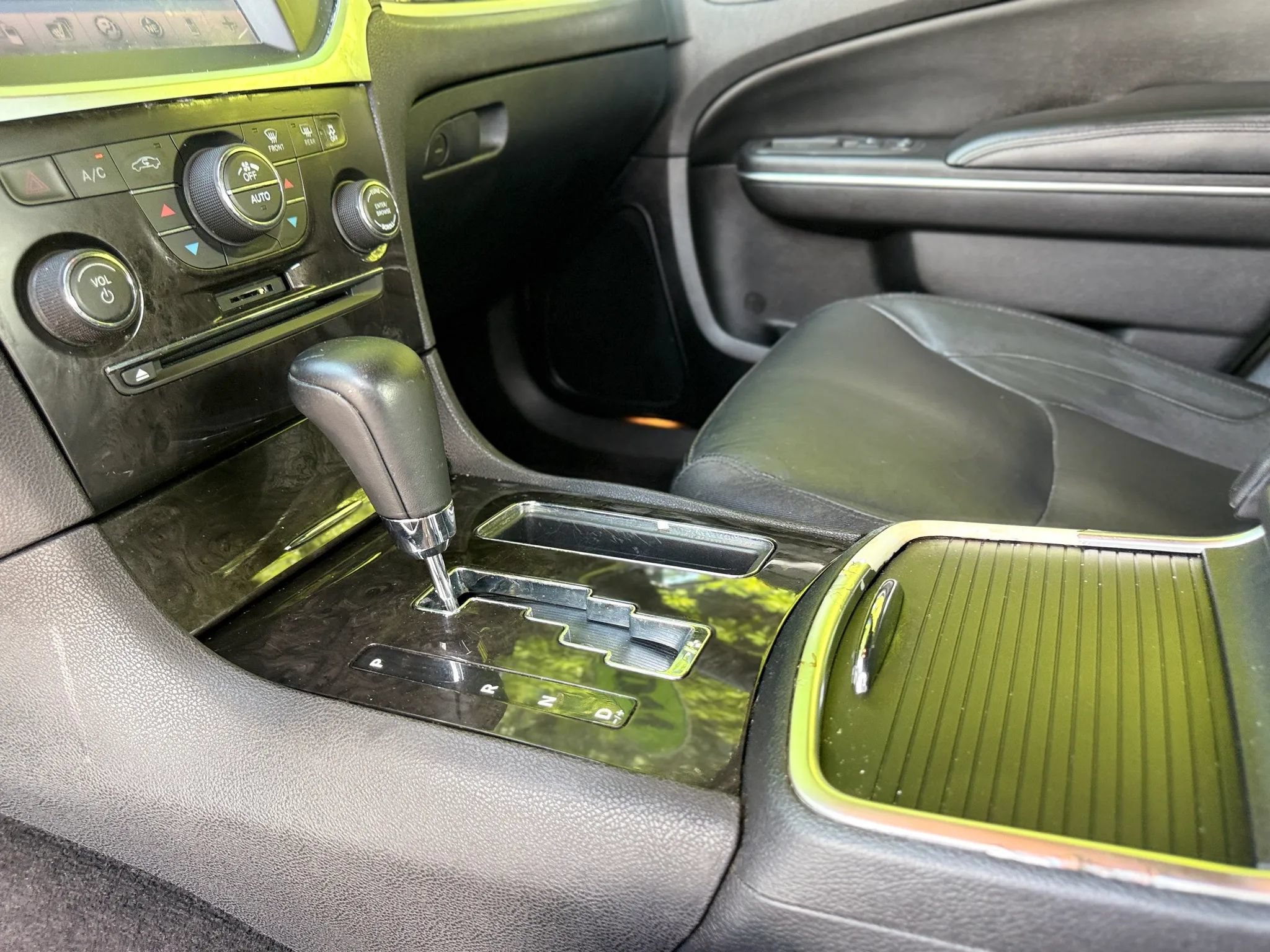 Used 2011 Chrysler 300 Limited RWD image 45