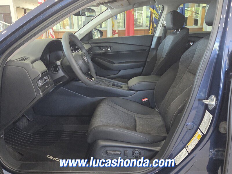 Used 2023 Honda Accord EX image 7