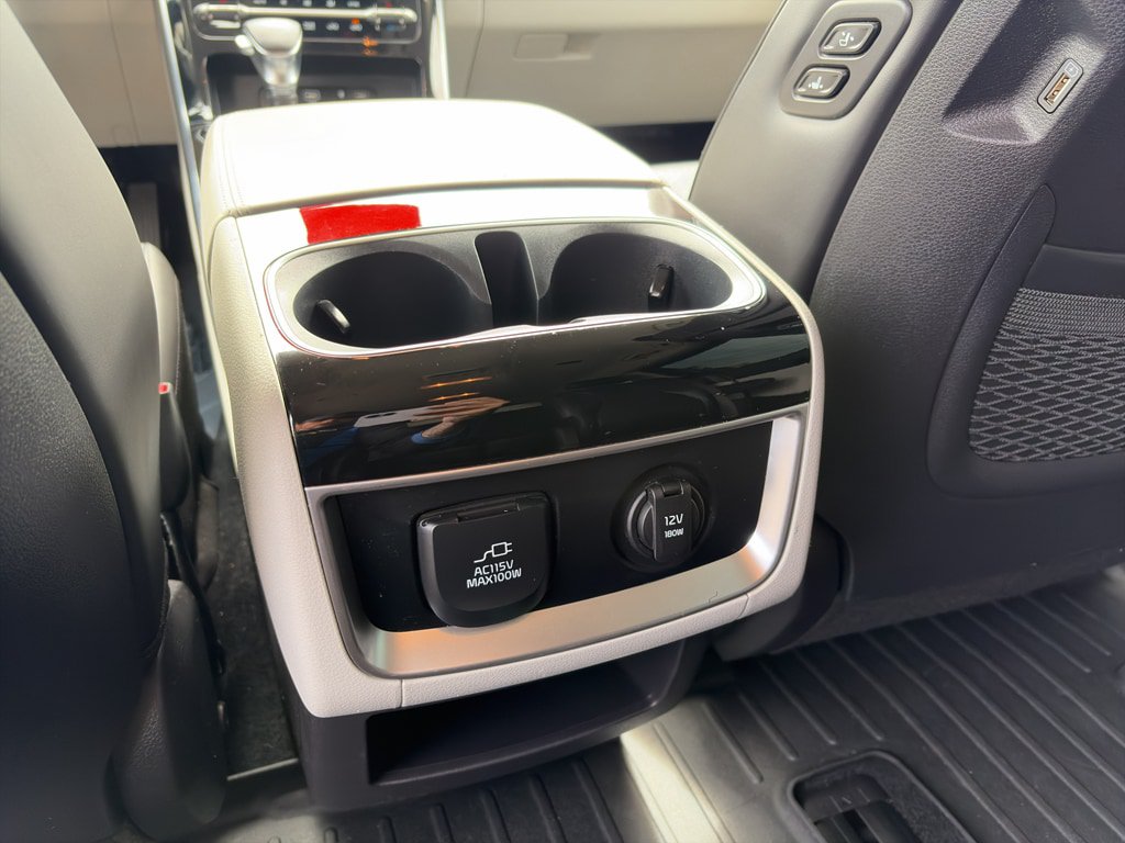 Used 2023 Kia Carnival SX FWD image 16