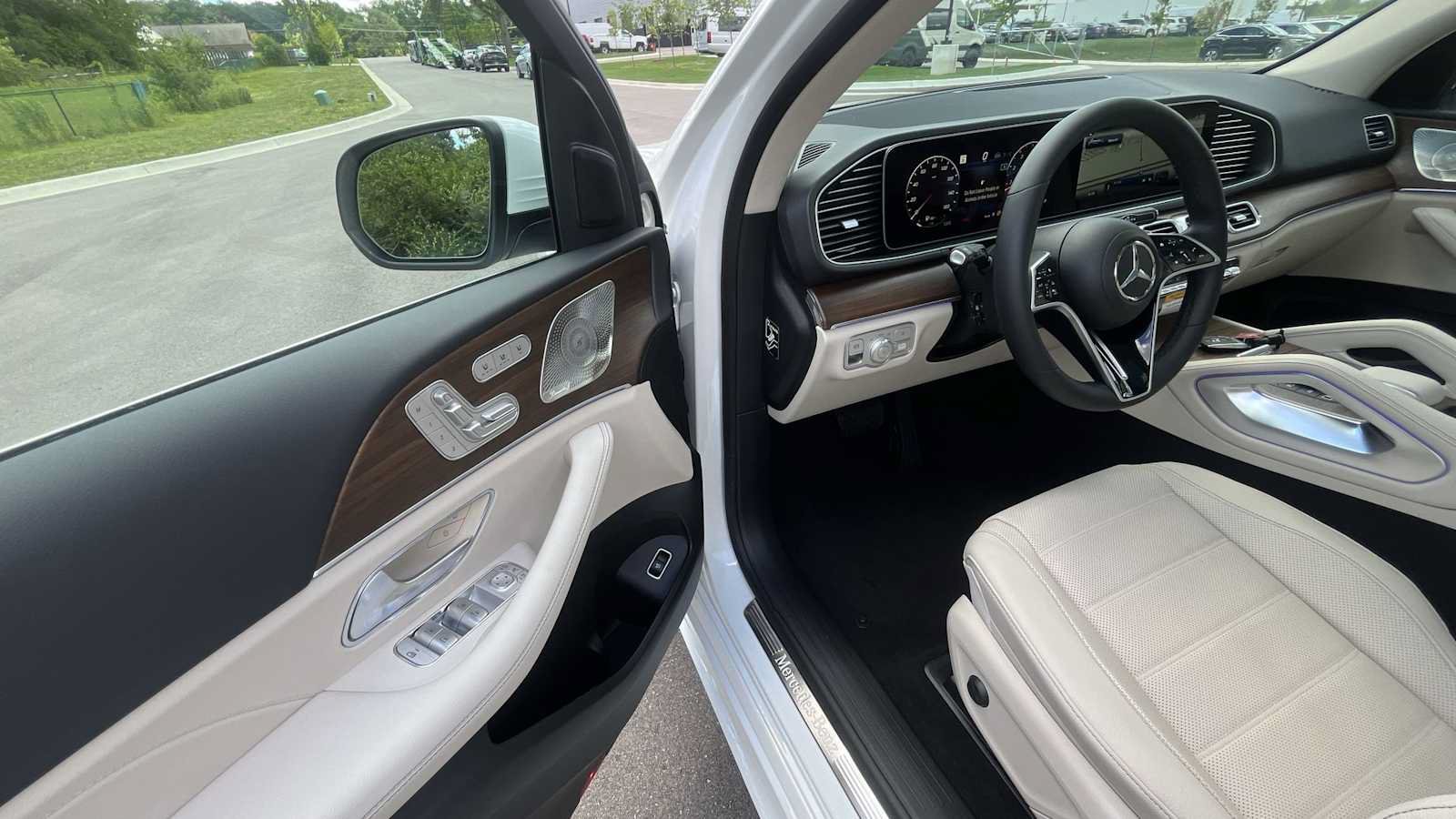 New 2026 Mercedes-Benz GLE 350 4MATIC image 16