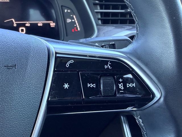 Used 2024 Audi A6 Premium Plus image 21