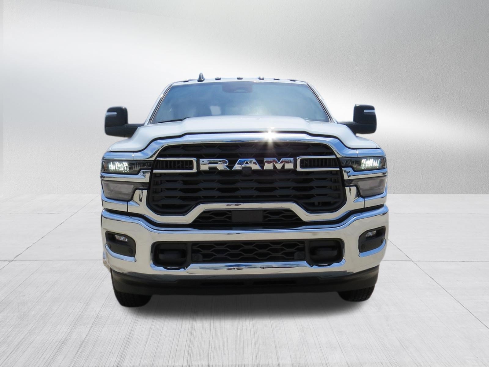 New 2026 RAM 3500 Tradesman AWD/4WD image 9